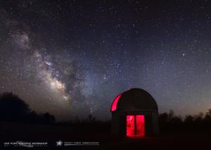 A clear dark night at Frosty Drew. Photo by Scott MacNeill