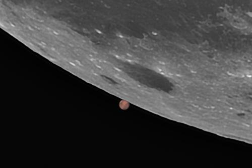 The lunar occultation of Mars occurred on January 13, 2025. Image credit: Frosty Drew Astronomy Team member, Scott MacNeill, captured this image of the occultation.